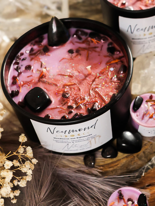 XL Neumond Kristallkerze mit Labradorit, Obsidian, Granat und Sandelholz