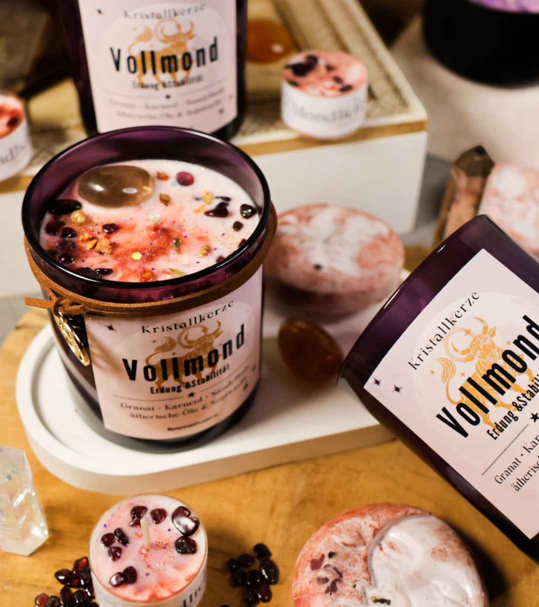 Kristallkerze „Vollmond im Stier“ Erdung & Stärke mit Granat, Rauchquarz und Sandelholz